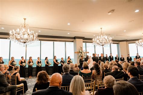 Leslie and Zach’s Stunning The City Club of Greenville Wedding — J ...