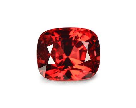 红宝石的1号“备胎”：一年身价翻5倍，让91岁英国女王风情万种，你竟然不知道？