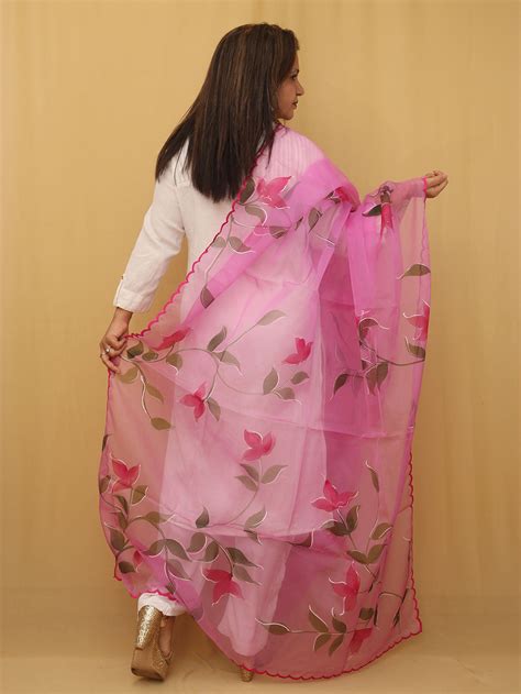 Pink Hand Painted Organza Silk Scalloped Border Dupatta - Luxurionworld