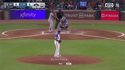 Dodgers Reportedly Call Up Esteury Ruiz After Max Muncy Knee Injury