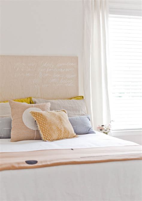 Unusual DIY Headboards 的图像结果