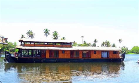 Esthah Holidays, Kerala Houseboat Cruise, Backwater Cruise, Houseboat ...
