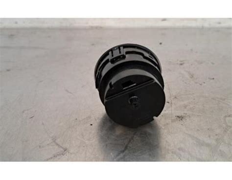 Clock INEOS GRENADIER Closed Off-Road Vehicle buy 111.32