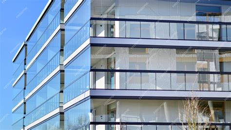 Building Apartment 的图像结果