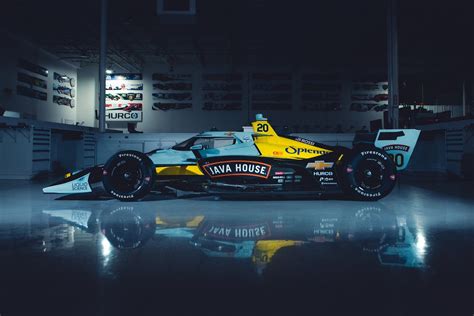 IndyCar vs. Formula One 2025: Drivers, car size, salary, popularity, costs