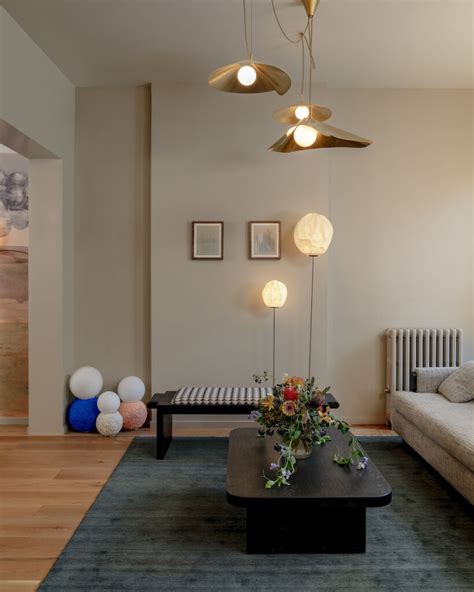 Assembly Line Diary 的图像结果