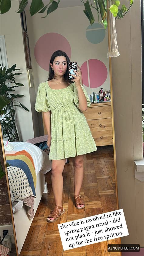 JENNY GORELICK Feet - AZNudeFeet