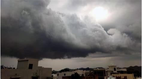 आईएमडी अलर्ट : मौसम विभाग का येलो, रेड और ऑरेंज अलर्ट क्या है? कब जारी ...