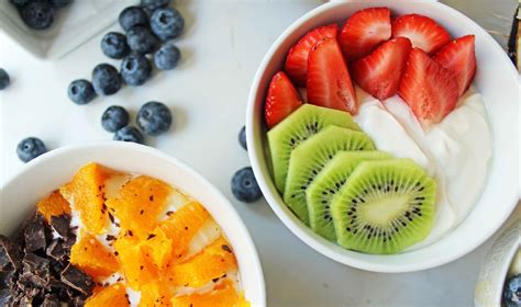 Greek Yogurt Breakfast Bowls with Toppings – Modern Honey