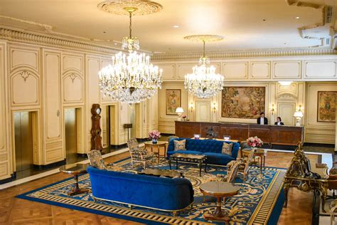 Brunch Dreams Do Come True: Sunday Brunch at the Le Fontainebleau Room ...