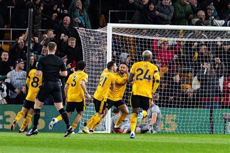 Wolves Goal Song 的图像结果