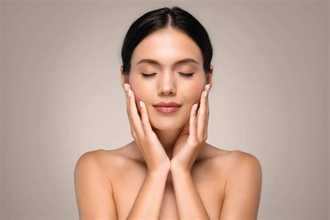 Why Your Skin Needs Peptides for Glowing Skin - Dr. G – SkinbydrG