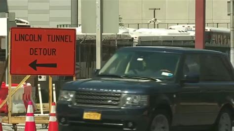NYC sets up quarantine checkpoints to screen travelers entering city ...