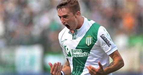 Noir: "Creo que cumplí un ciclo en Banfield, ojalá se pueda dar mi pase ...