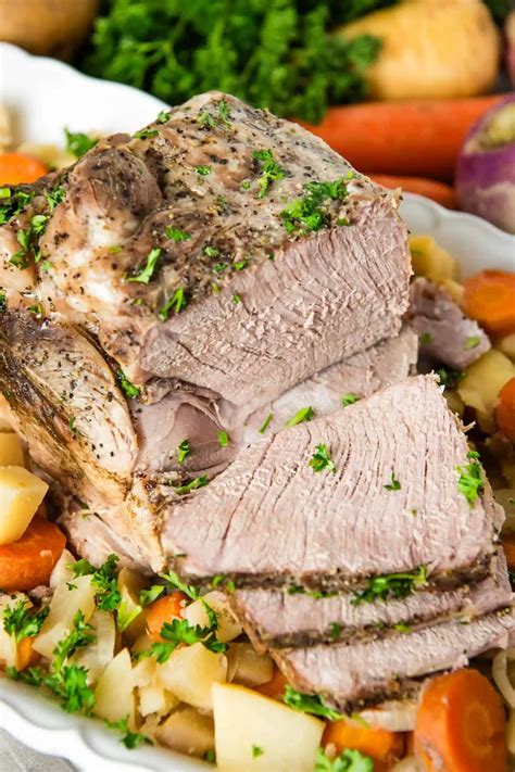 Slow Cooker Pork Pot Roast 的图像结果