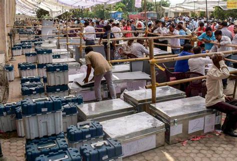 Lok Sabha election 2019: Phase 2 voting starts today; watch live ...