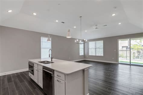 Virtual Tour & Gallery | Conroe, TX | Woodhaven Village