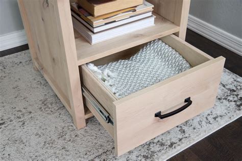 DIY Side Table With Drawer | Kreg Tool