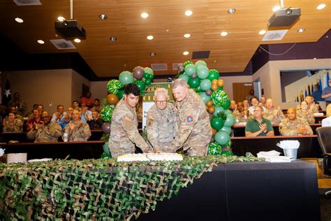 Happy 249th Birthday U.S. Army 的图像结果