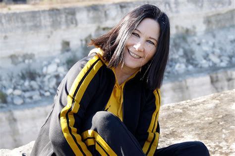 Go-Go's Bassist Kathy Valentine Is on the "Write" Track After a Rock ...