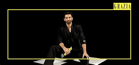 Aditya Roy Kapur At AJIO presents Grazia Millennial Awards | Grazia India