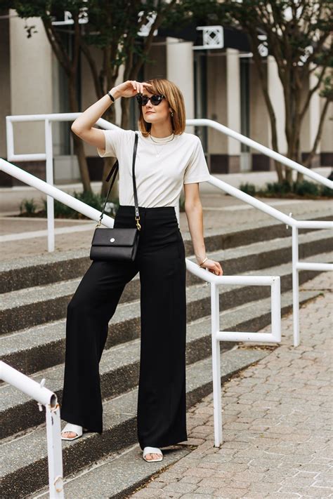 just the (best) basics | High waisted pants outfit, Black pants outfit ...