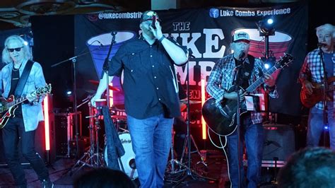 The Luke Combs Experience - The Oxford Magazine