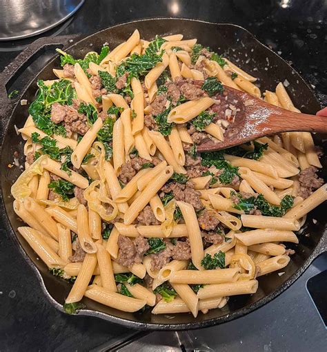 Penne Pasta with Italian Sausage and Kale | Tru Food Love