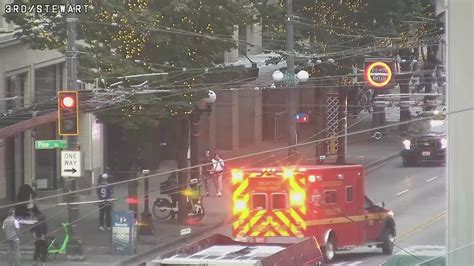 Suspect on the loose after stabbing a man on the bus in downtown ...