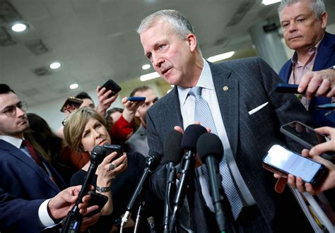 'It shouldn't take a disaster' for Congress to ensure rail, air safety: Sen. Sullivan - ABC News
