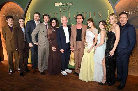 Parker Posey Praises 'White Lotus 'Creator Mike White at 2025 Gotham Awards