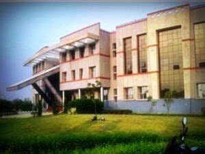 University Institute of Engineering and Technology (UIET) - Chhatrapati ...
