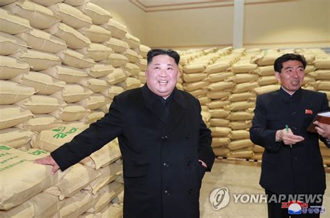朝鲜经济官僚发文自我批评 承认政策不到位 | 연합뉴스