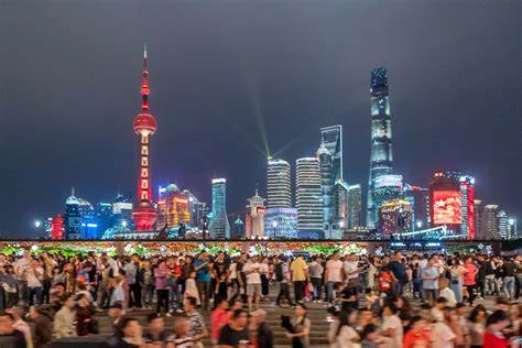 上海每月灯光秀时间表