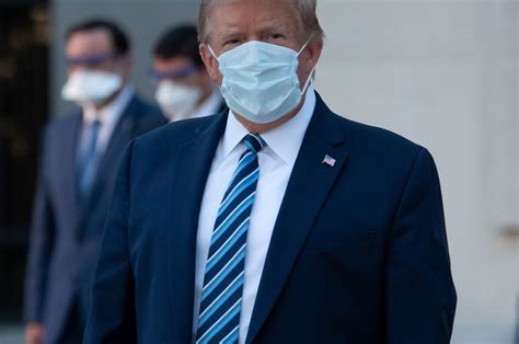 Donald Trump 'Ready to Sign' Stimulus Check Bill After Killing Full ...