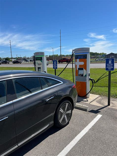 Schnucks | Cape Girardeau, MO | EV Station