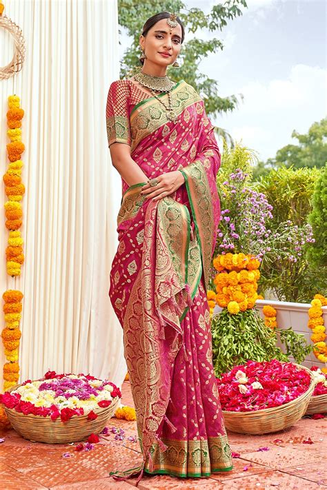 Buy Magenta Pink Banarasi Saree online-Karagiri