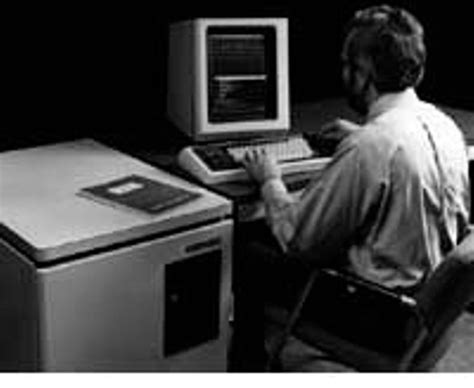 1980s Internet Computer 的图像结果