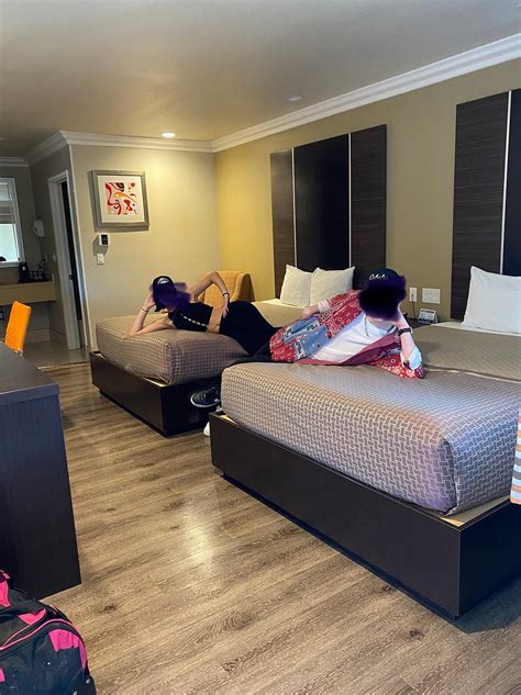 EDEN ROC INN & SUITES (Anaheim) - Motel Reviews, Photos, Rate ...