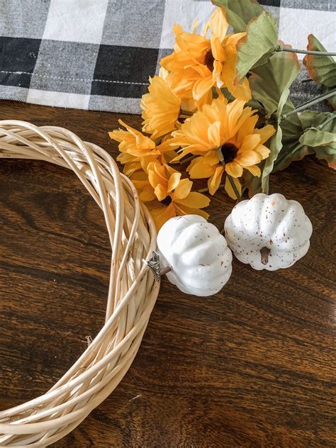 fall wreath using dollar tree items