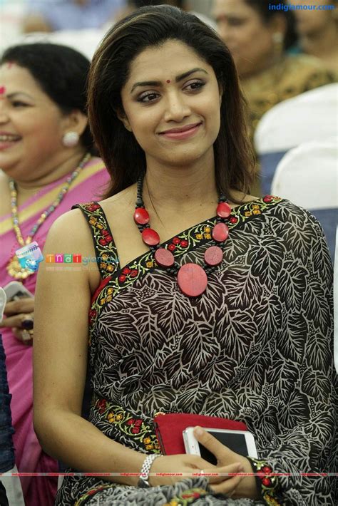 Mamta Mohandas Actress photos,images,pics and stills - 8677 # 0 ...