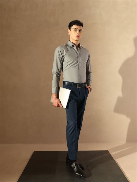 Men Navy Blue Tapered Fit Trousers – Dennison Fashion India