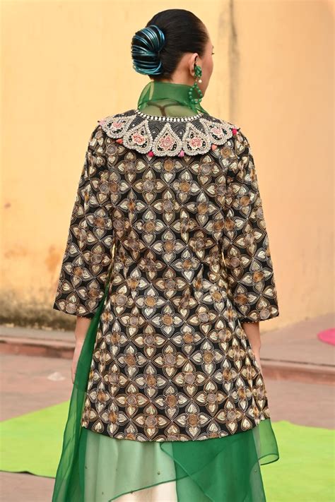 Swati Vijaivargie - Chand Lehenga Set - Elahe