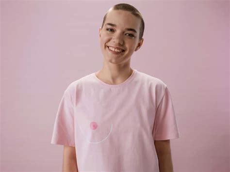 5 Lesser Known Symptoms of Breast Cancer In Women | TheHealthSite.com