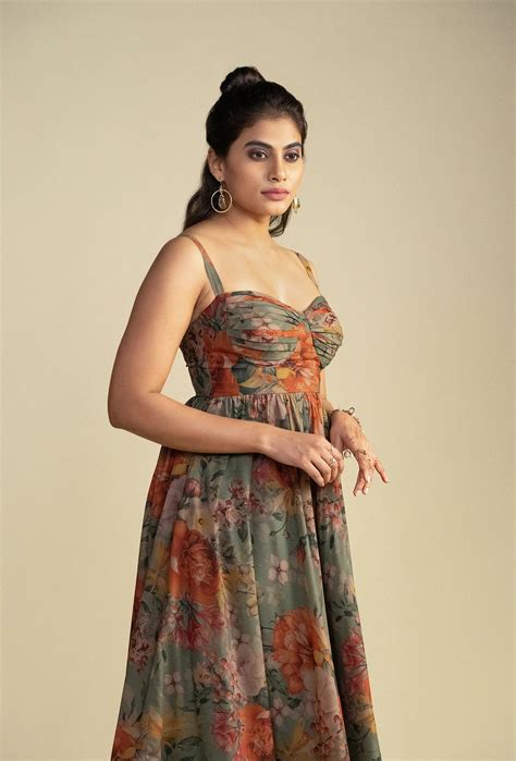Olive Green Floral Print Short Dress – Tajore