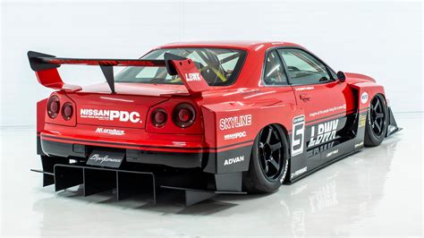 This throwback R34 Skyline will blow your mind | Top Gear