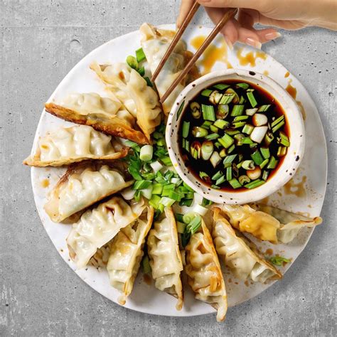 Steamed vs Fried Dumplings - The Fork Bite
