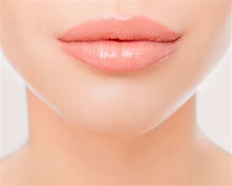 Natural ways to plump your lips | Femina.in