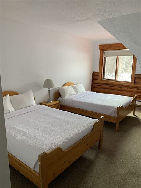 LIARD HOT SPRINGS LODGE & RV PARK (Northern Rockies) - Campground ...