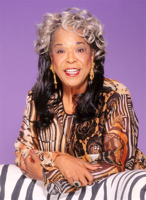 Della Reese, Music Legend and 'Touched By an Angel' Star, Dead at 86 ...